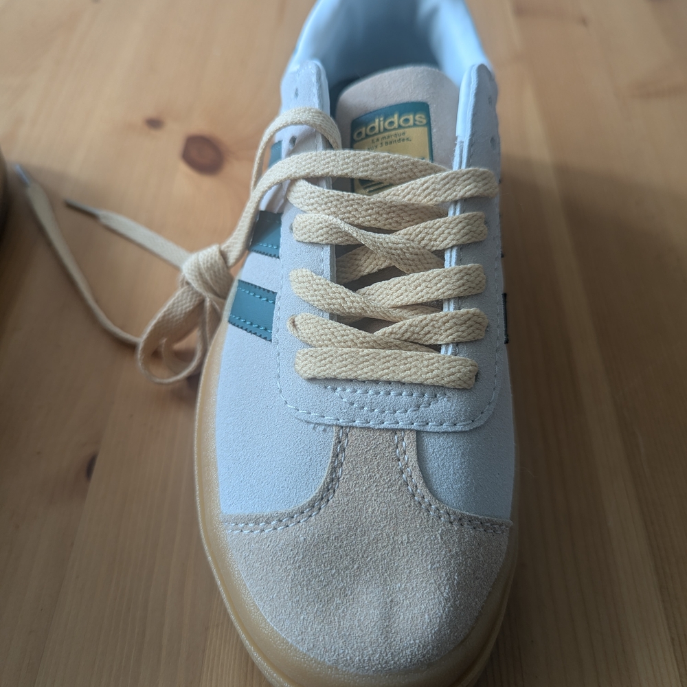 adidas cream and dark green suede platform sneakers - Picture 6 of 8